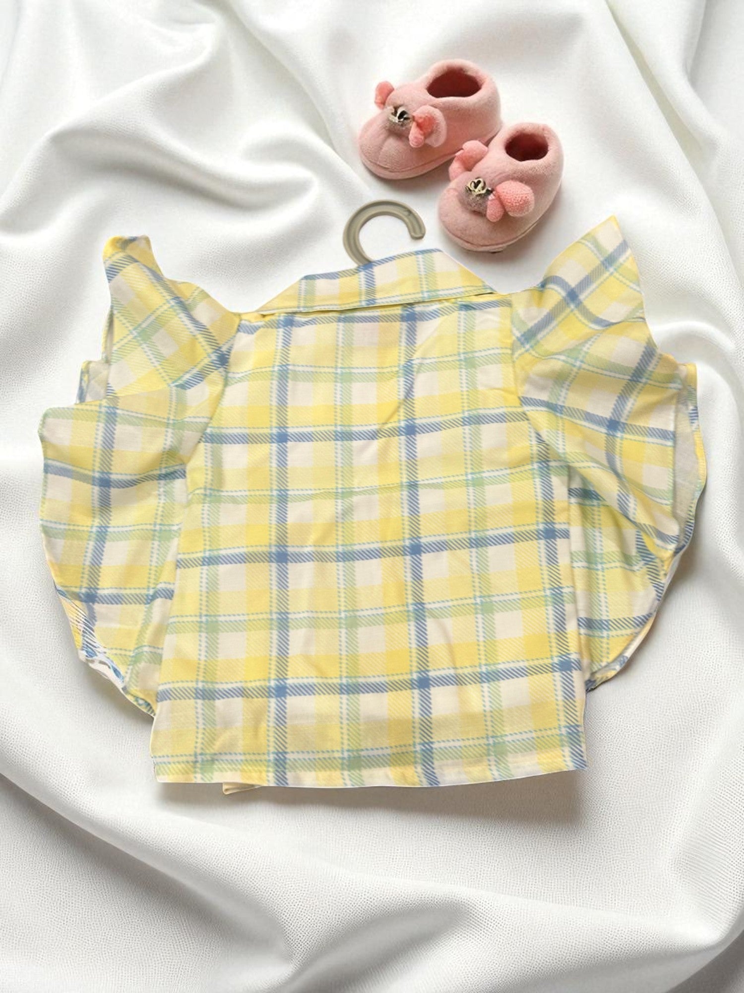 Girls 3-Piece Summer Outfit – Printed "Be Kind" Tee, Ruffle Sleeve Shirt & Denim Shorts - My Little Co.