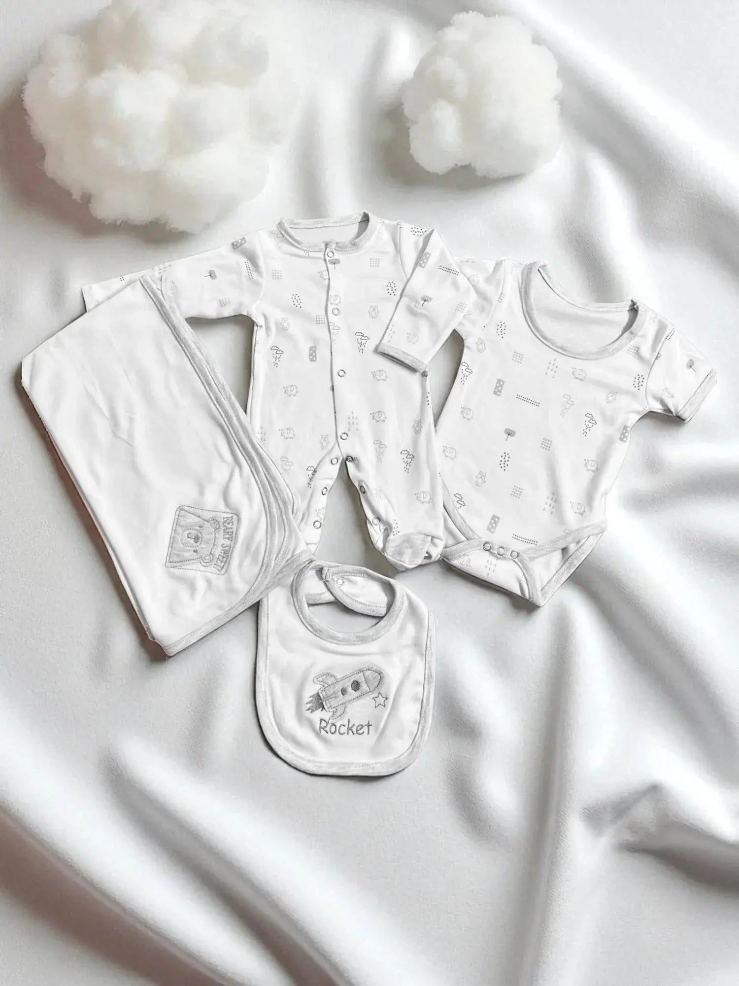 Newborn 4-Piece Clothing Set – Jumper, Romper, Blanket & Bib - My Little Co.